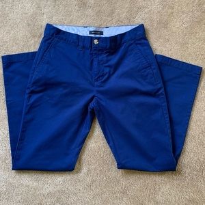 Men’s Tommy Hilfiger Chino Pant. Size 29W x 30L.